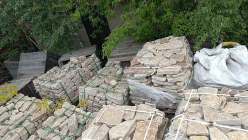 Гранитный плитняк галтованный для парковки купить в Озёрах