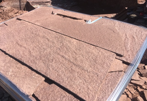 Плитняк лемезит бордовый для цоколя 1,5-2 см купить в Озёрах