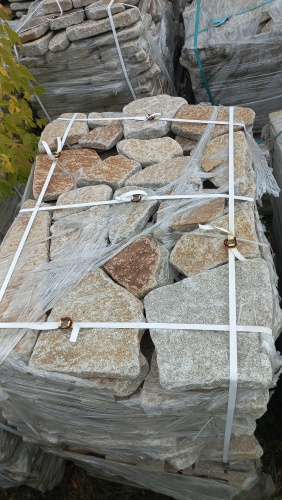 Плитняк галтованный гранитный для ландшафтного дизайна купить в Озёрах