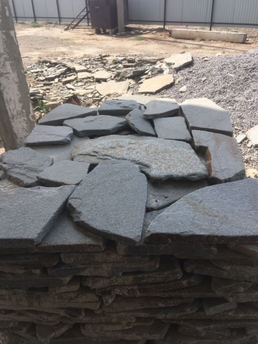 Златолит серебристый галтованный для лестниц купить в Озёрах